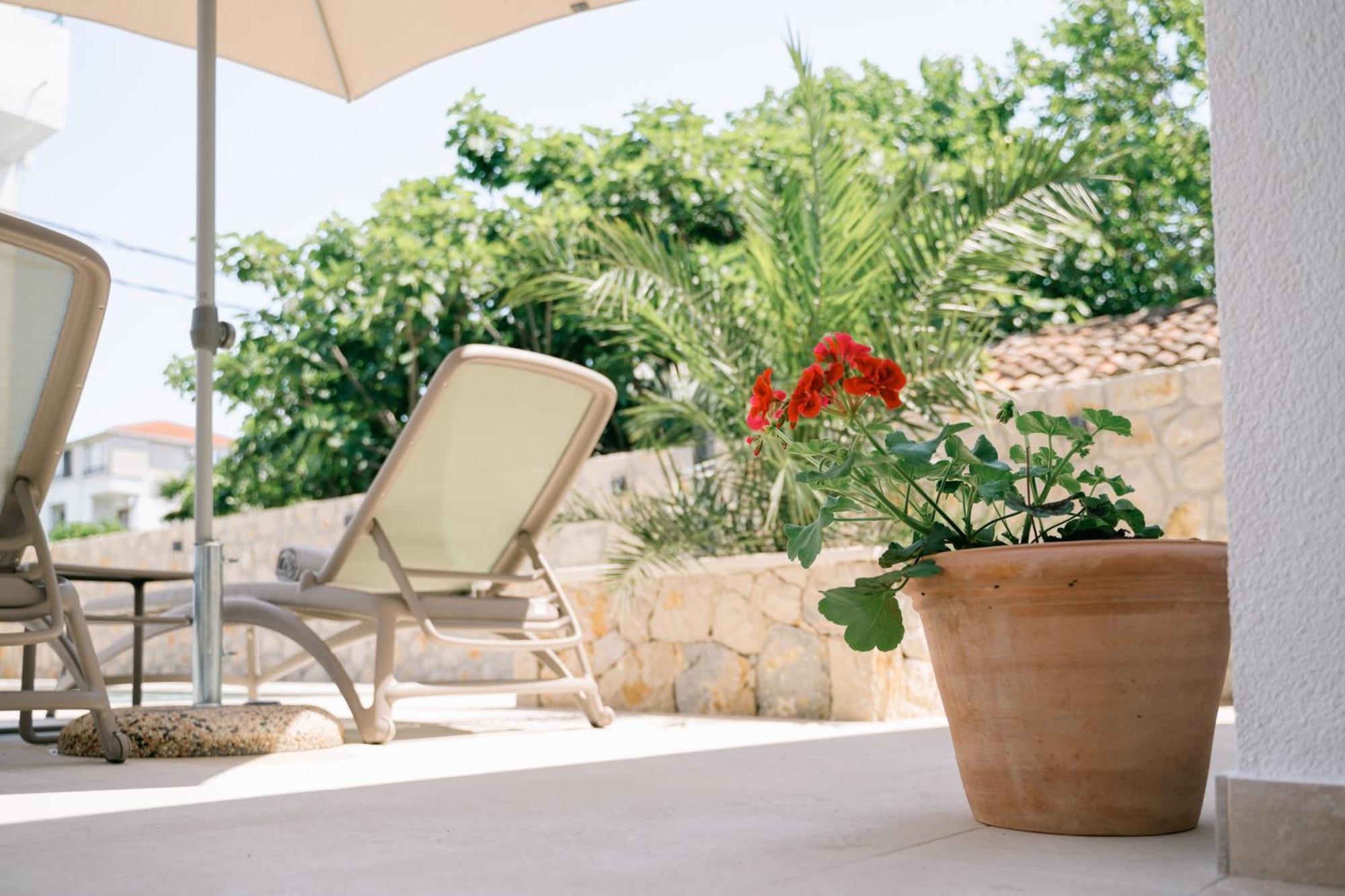 B&B Lovac Ulcinj Exterior foto
