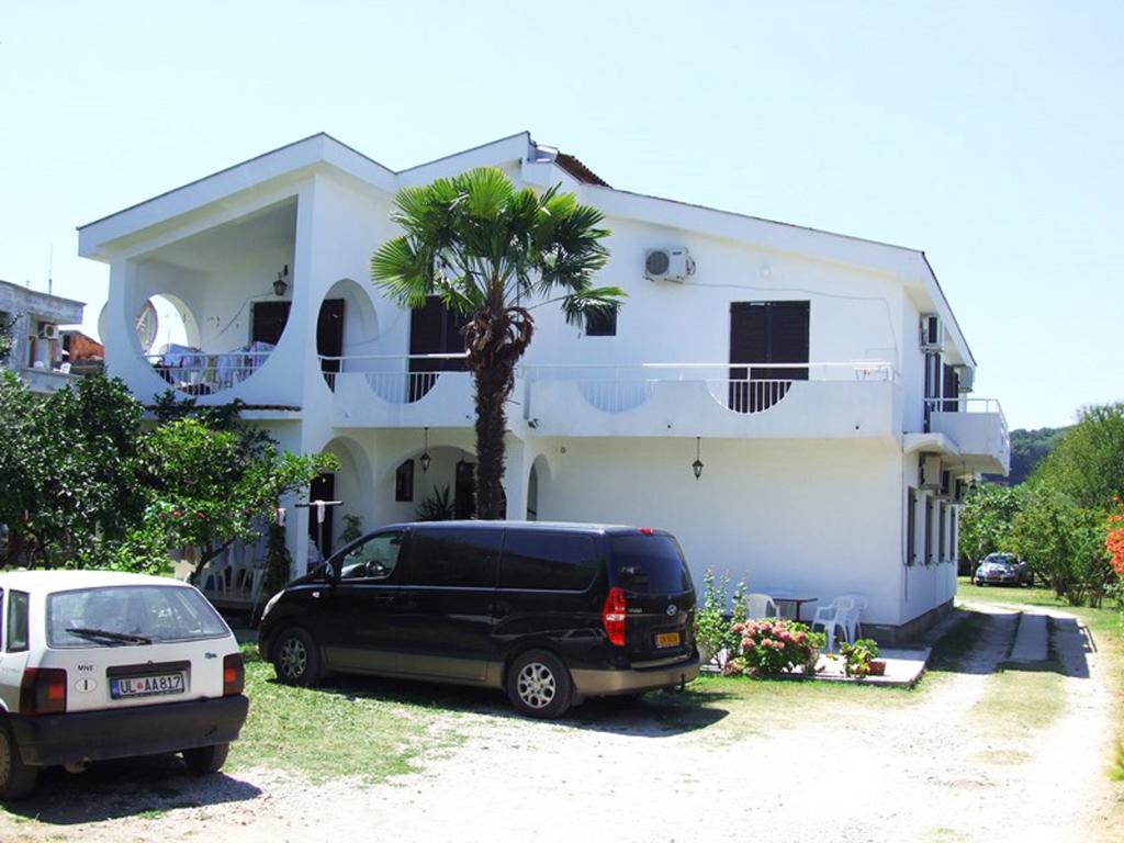 B&B Lovac Ulcinj Exterior foto
